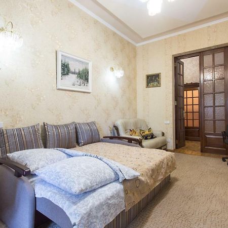 Apartment In The Center Of חארקיב מראה חיצוני תמונה