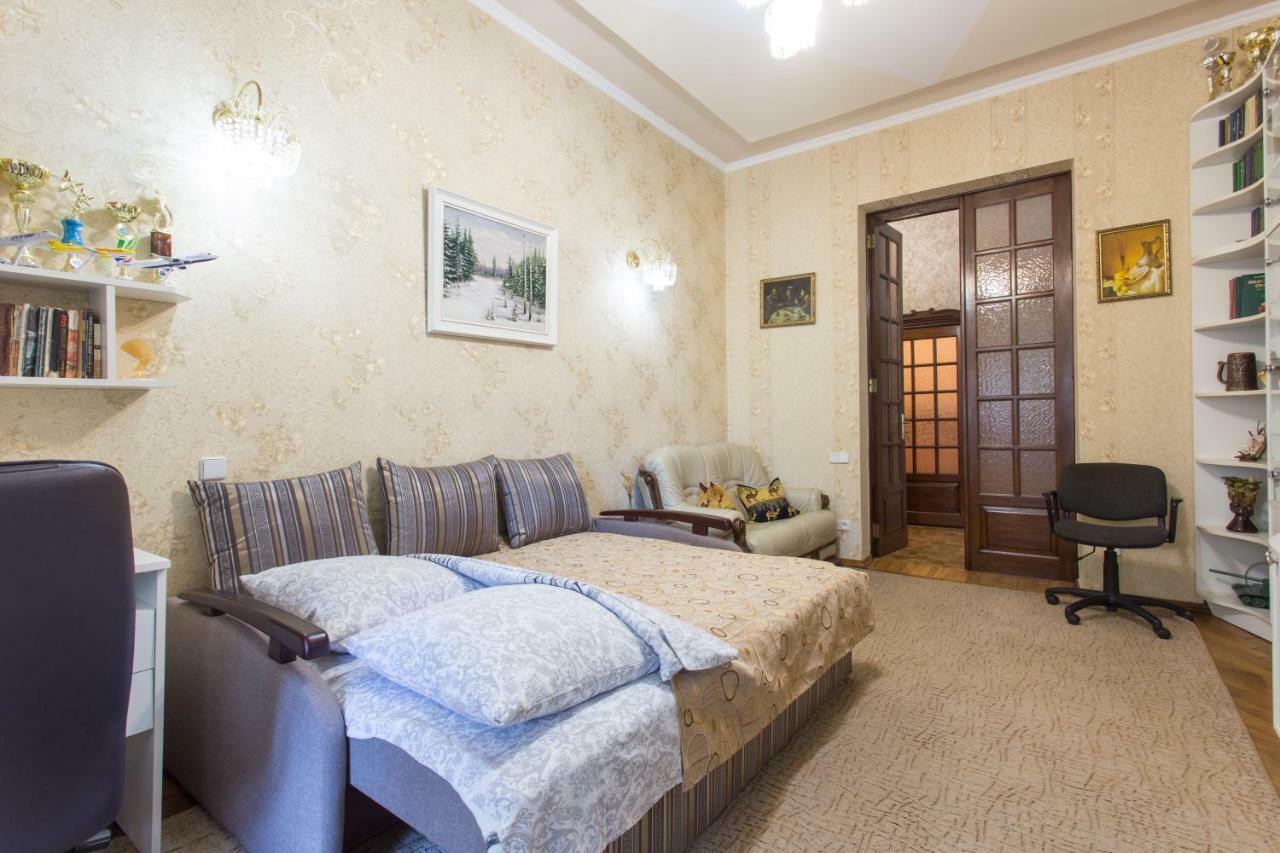 Apartment In The Center Of חארקיב מראה חיצוני תמונה